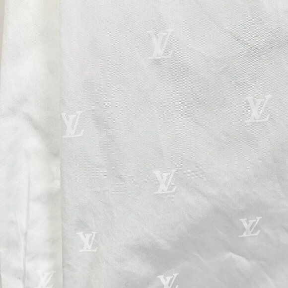 Louis Vuitton White Monogram Button-Up Shirt - Picture 4 of 8